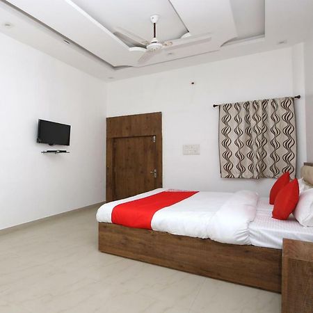 Oyo 38414 Rain Basera Resort จาบัลปูร์ ภายนอก รูปภาพ