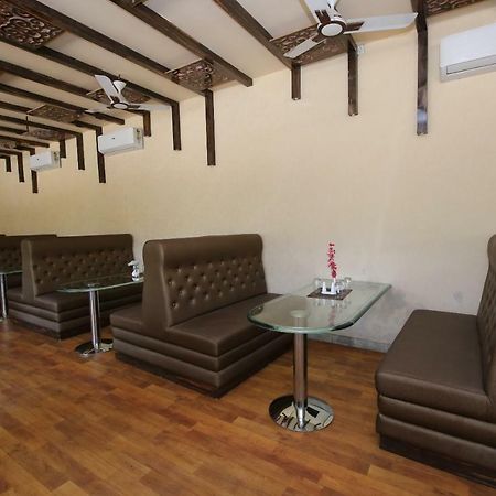 Oyo 38414 Rain Basera Resort จาบัลปูร์ ภายนอก รูปภาพ
