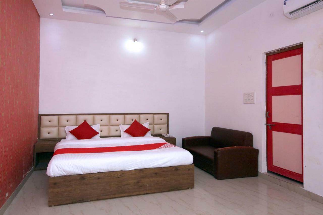 Oyo 38414 Rain Basera Resort จาบัลปูร์ ภายนอก รูปภาพ