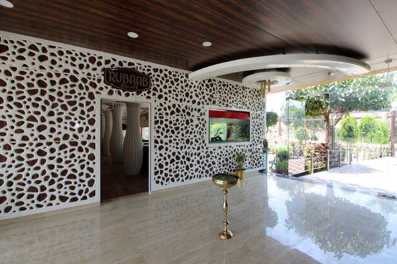 Oyo 38414 Rain Basera Resort จาบัลปูร์ ภายนอก รูปภาพ
