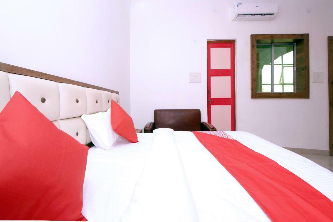 Oyo 38414 Rain Basera Resort จาบัลปูร์ ภายนอก รูปภาพ